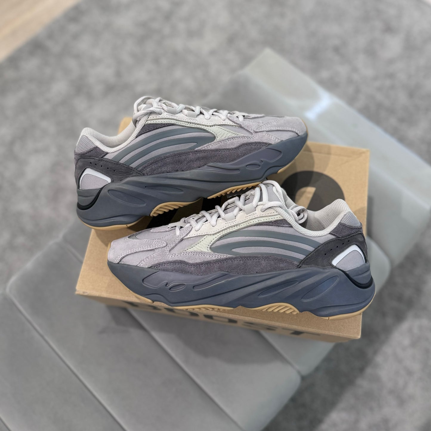 YEEZY 700 'TEPHRA'