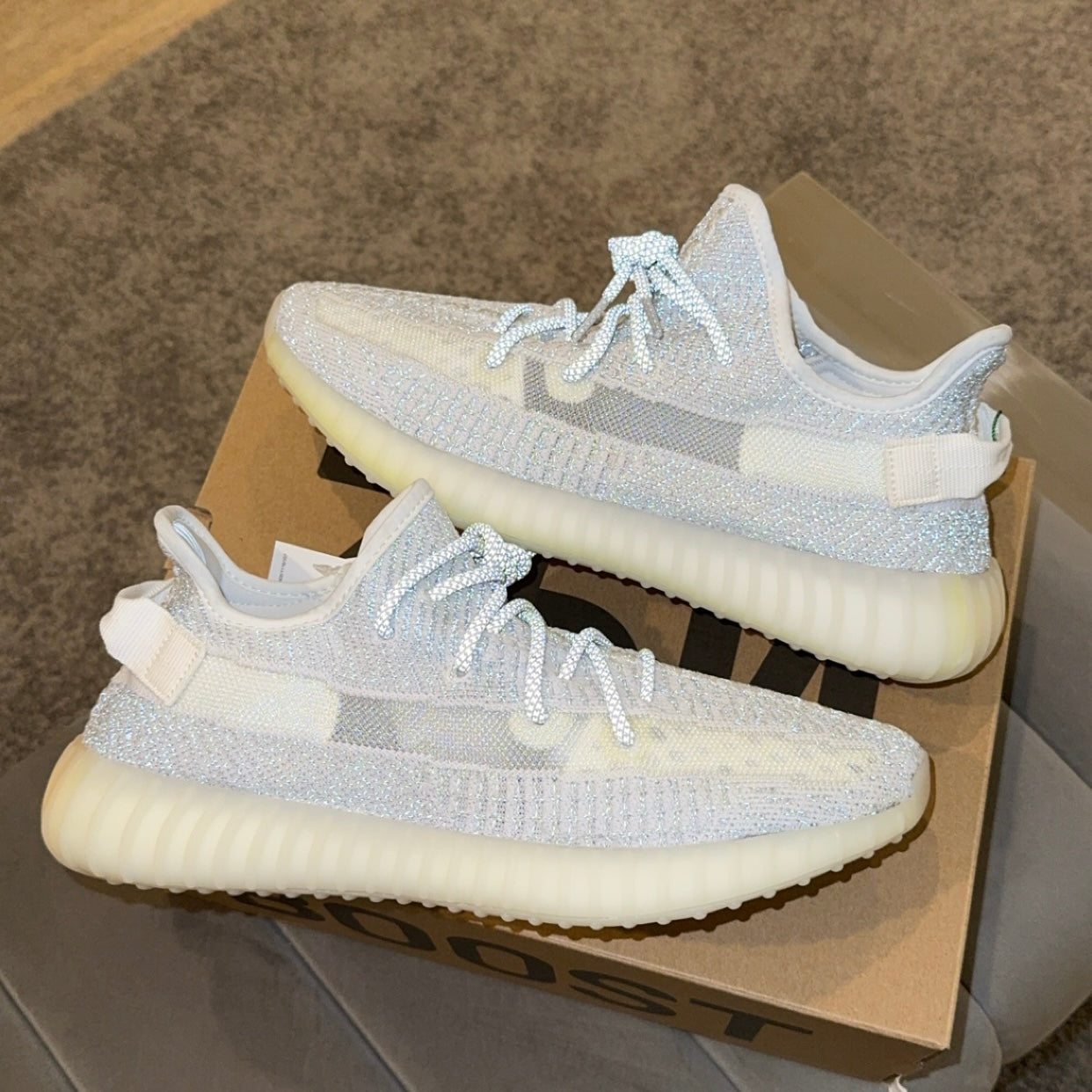 YEEZY 350 'STATIC REFLECTIVE’