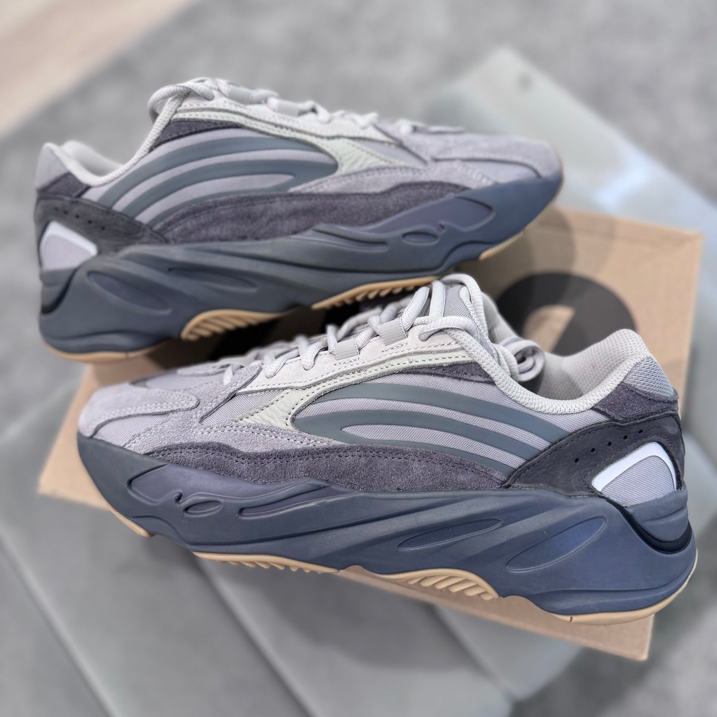 YEEZY 700 'TEPHRA'
