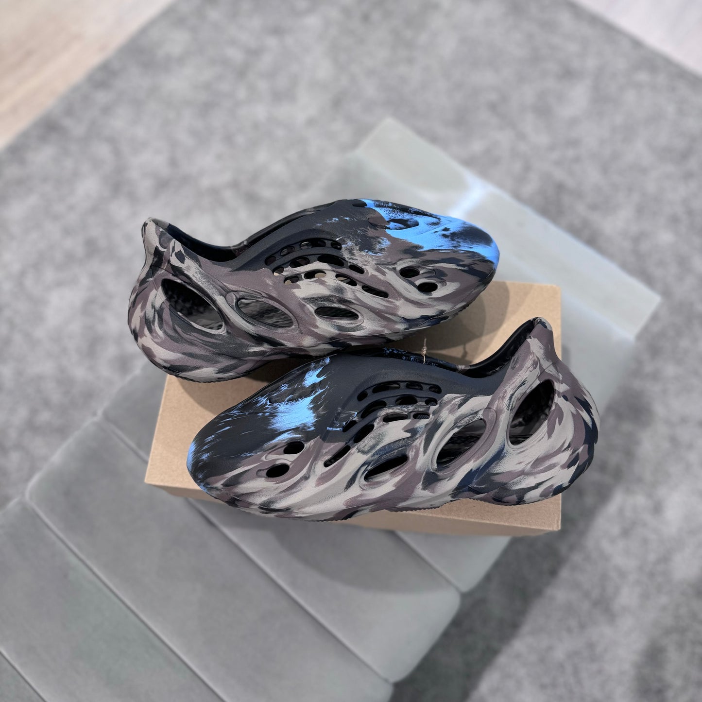 YEEZY FOAMRUNNER 'MX CINDER’