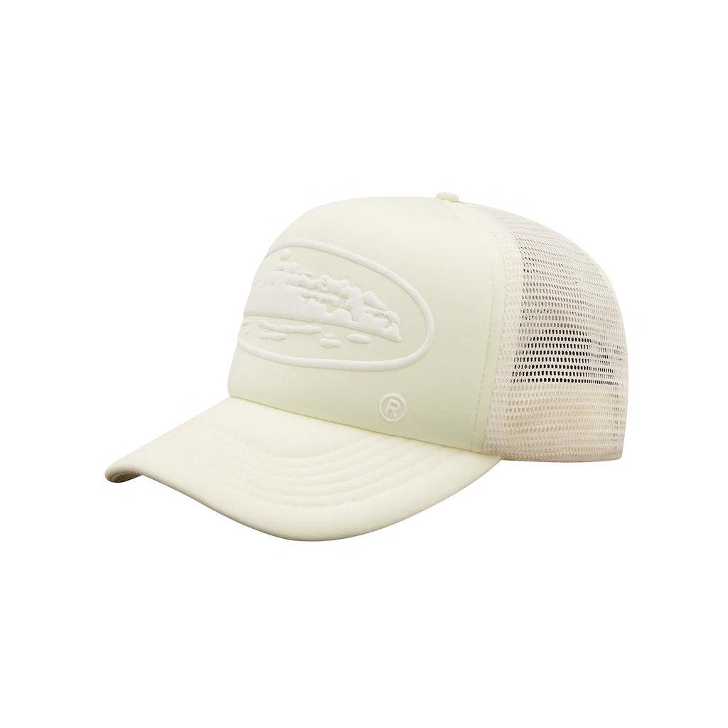 CORTEIZ ALCATRAZ TRUCKER CAP ‘OFF WHITE’
