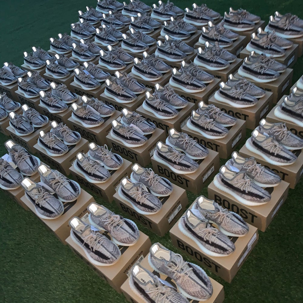 YEEZY 350 V2 ‘ZYON’