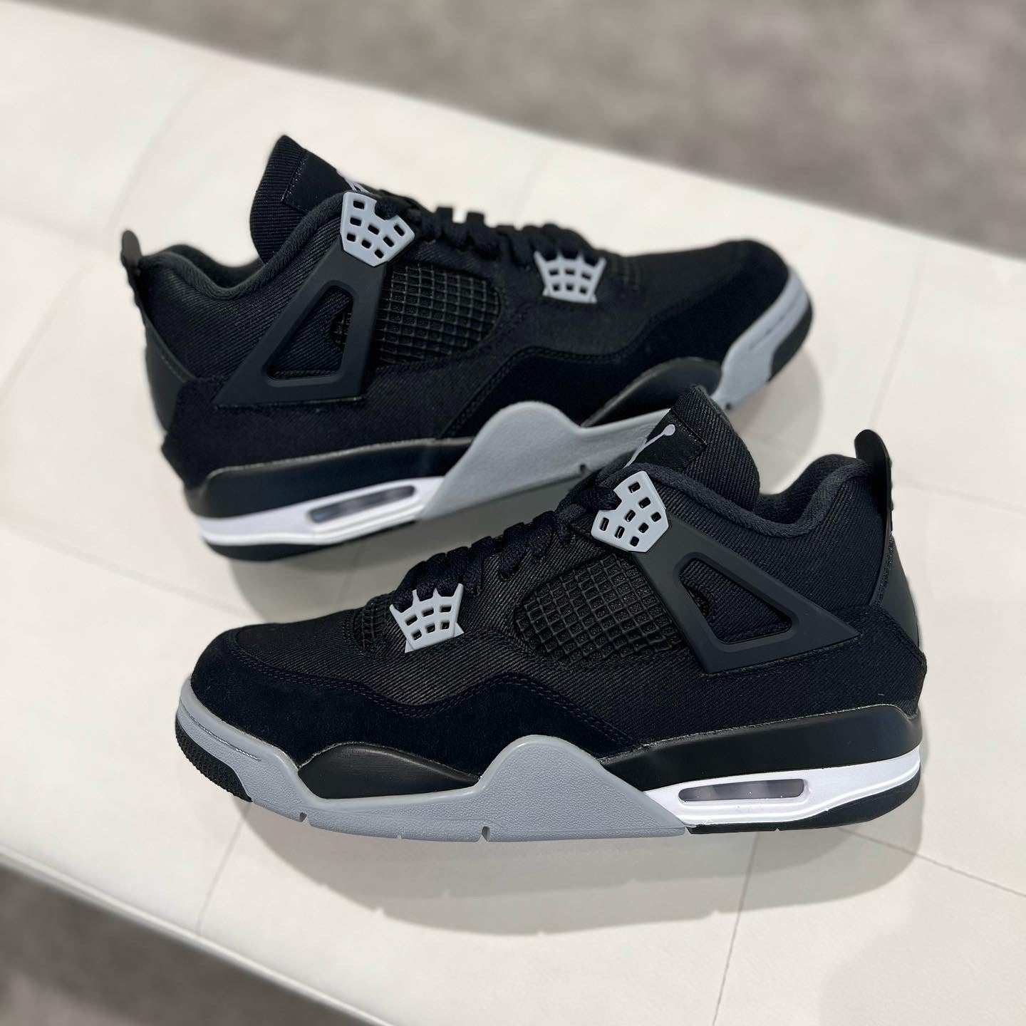 JORDAN 4 'BLACK CANVAS'