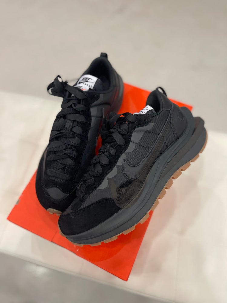 SACAI VAPORWAFFLE 'BLACK GUM'