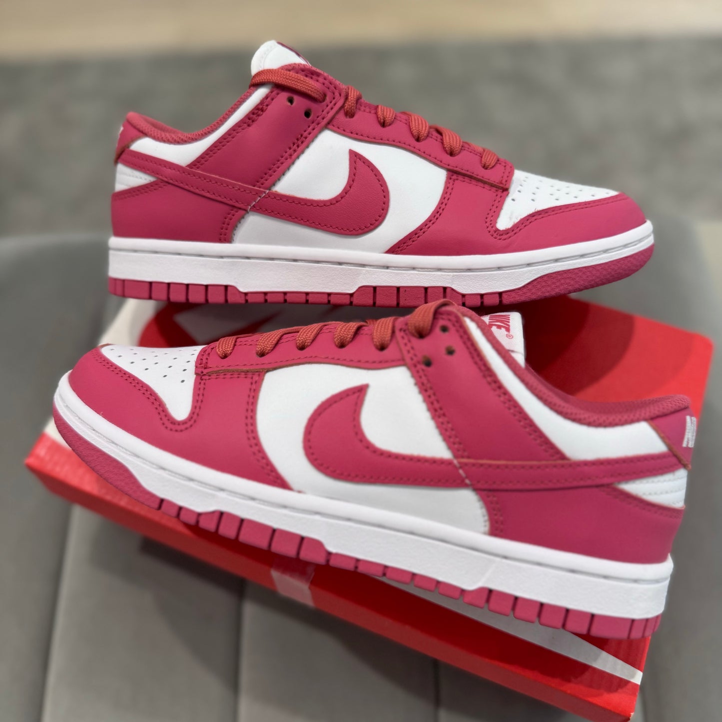 DUNK LOW ‘ARCHEO PINK’