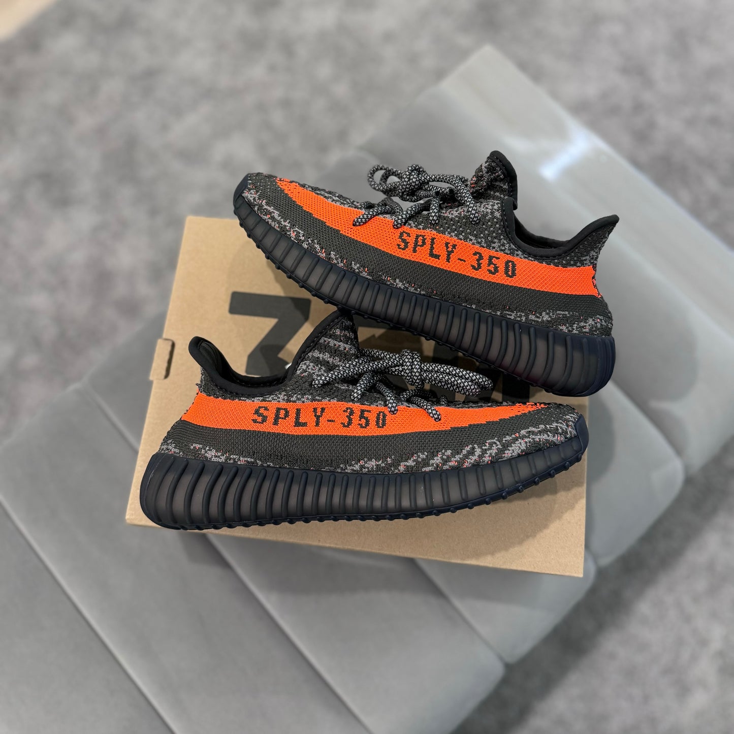 YEEZY 350 V2 'CARBON BELUGA'