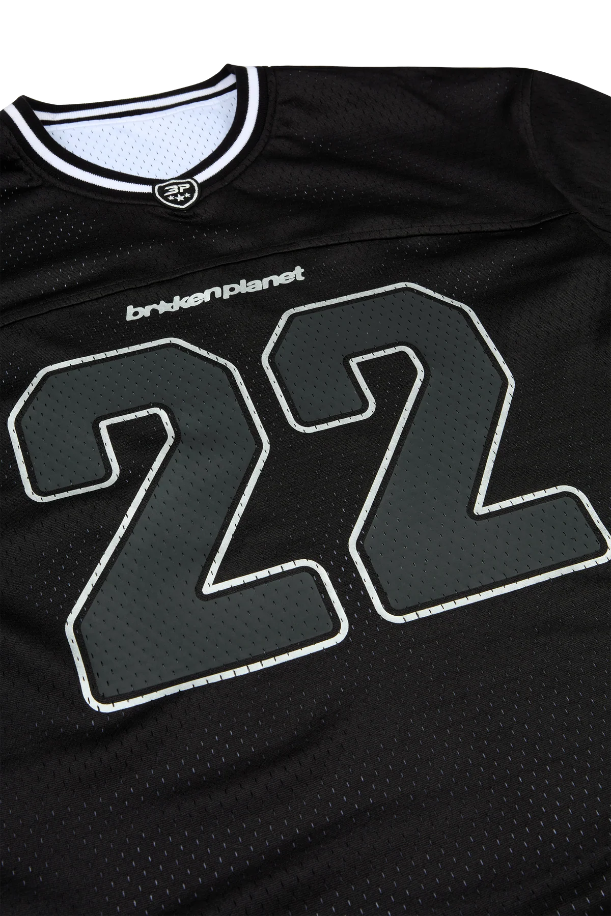BROKEN PLANET REVERSIBLE MESH JERSEY BLACK WHITE