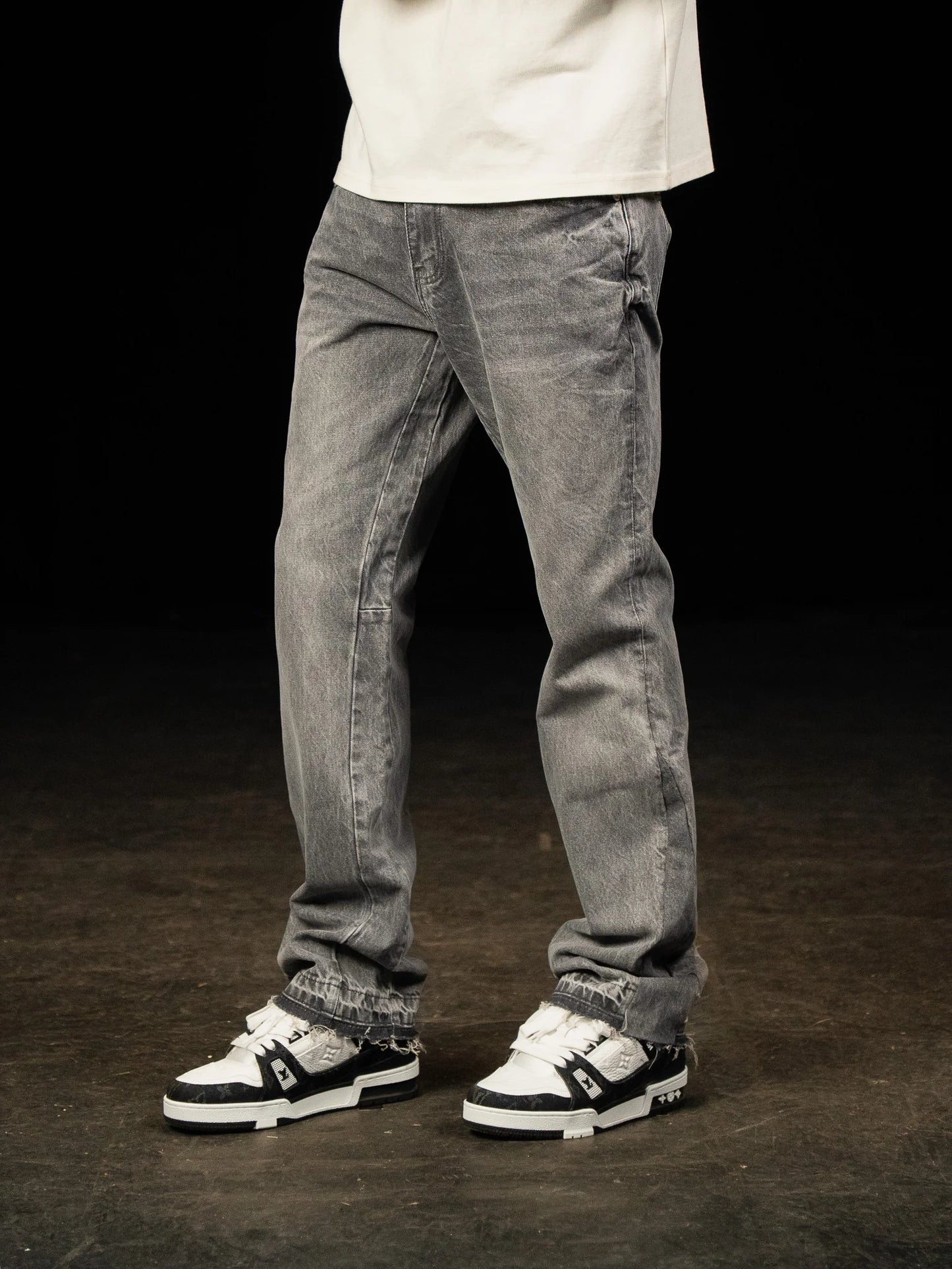 Siarr Flared Jeans Triple Grey