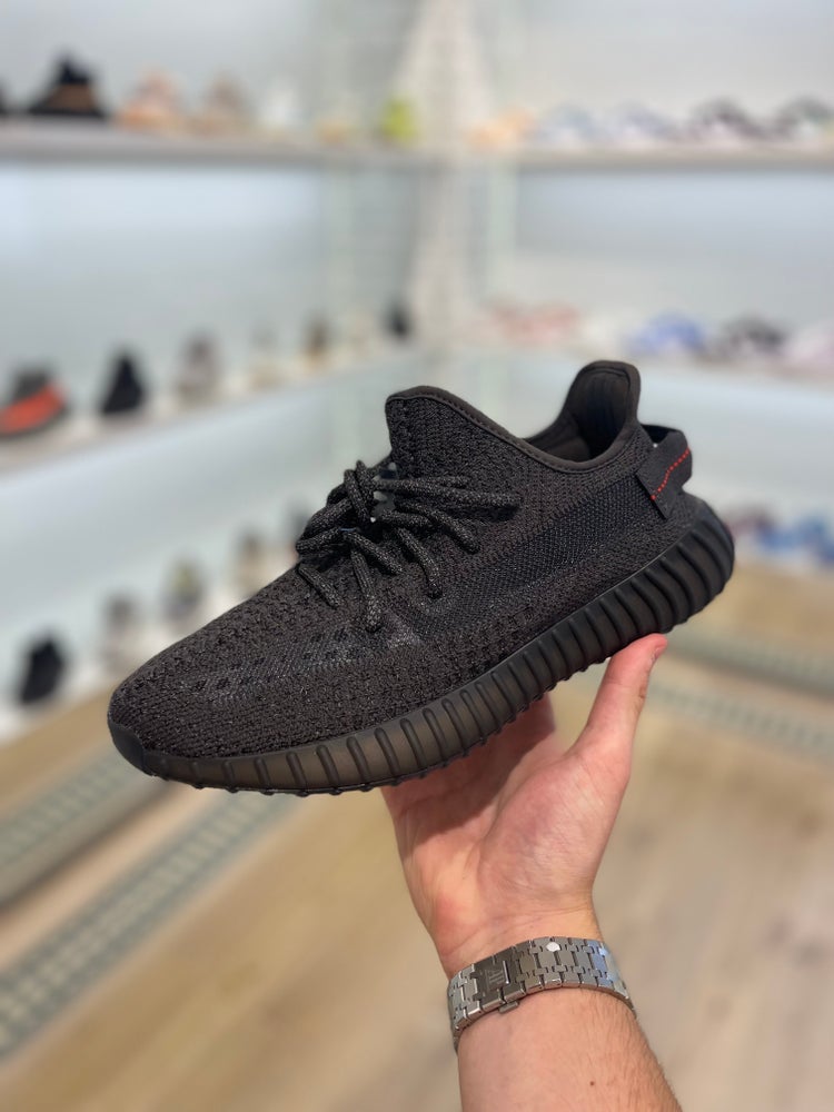 YEEZY V2 RF' – Empire Glasgow