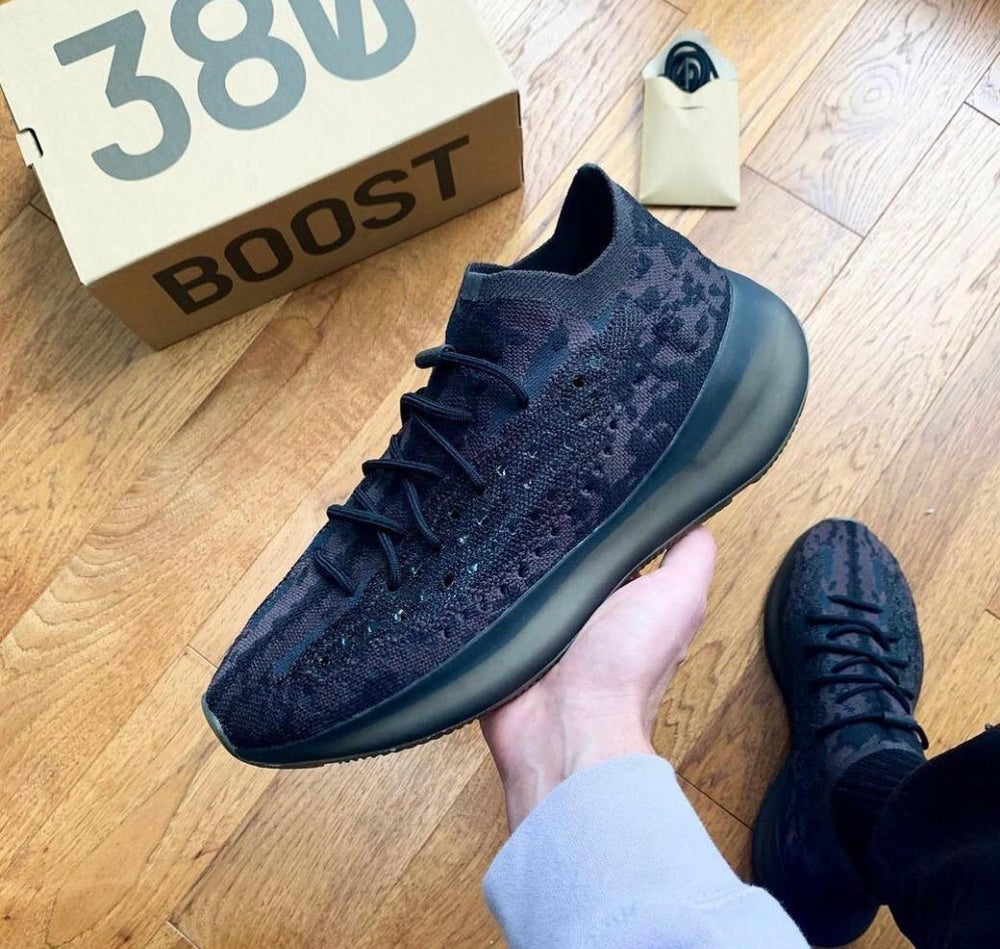 YEEZY 380 'ONYX'