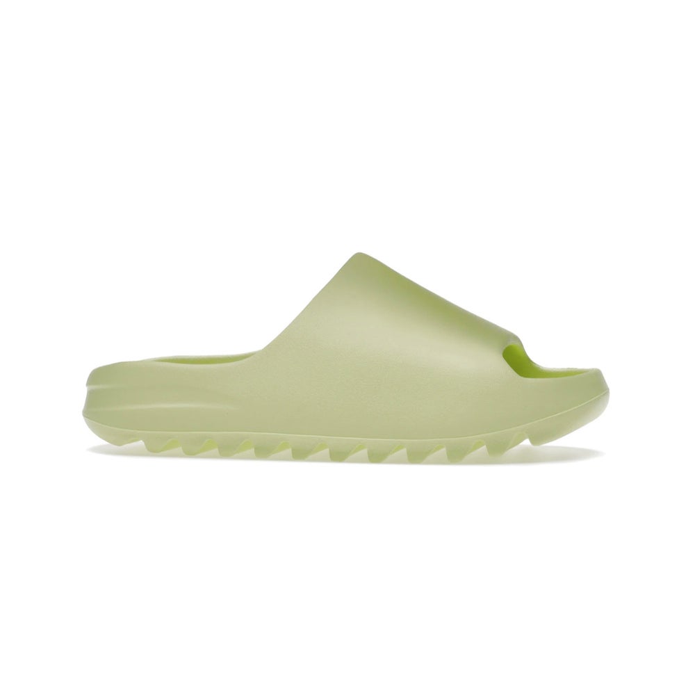 YEEZY SLIDE 'GLOW'